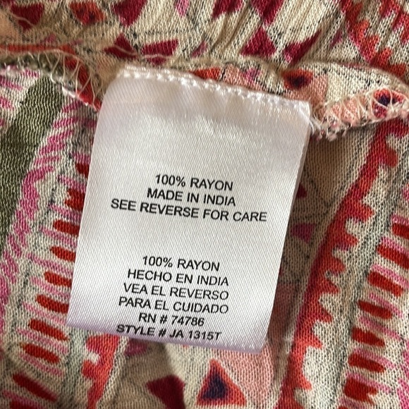 Patrons of Peace M floral kimono - Picture 9 of 9